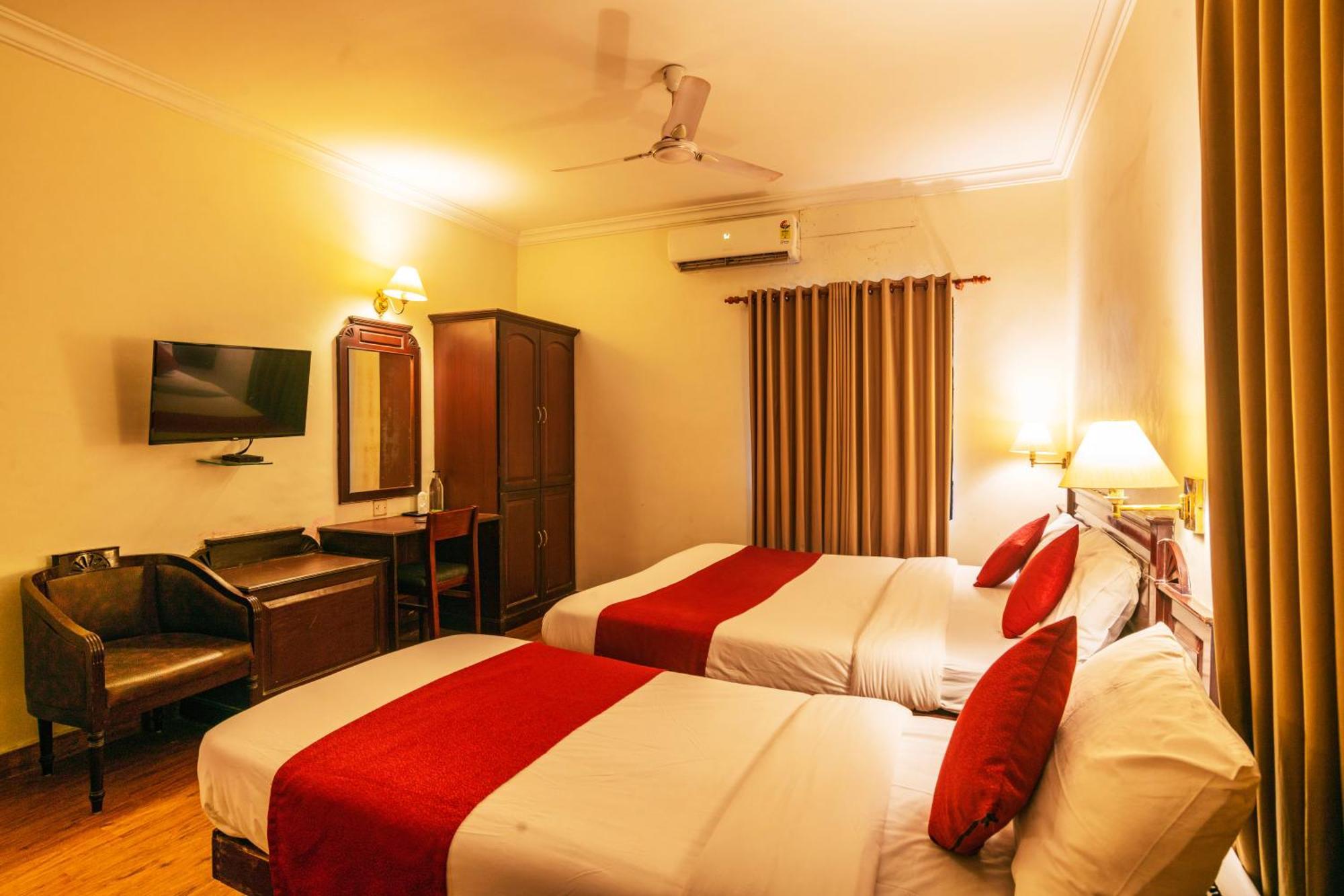 Hotel Archana Inn Kochi Kamer foto